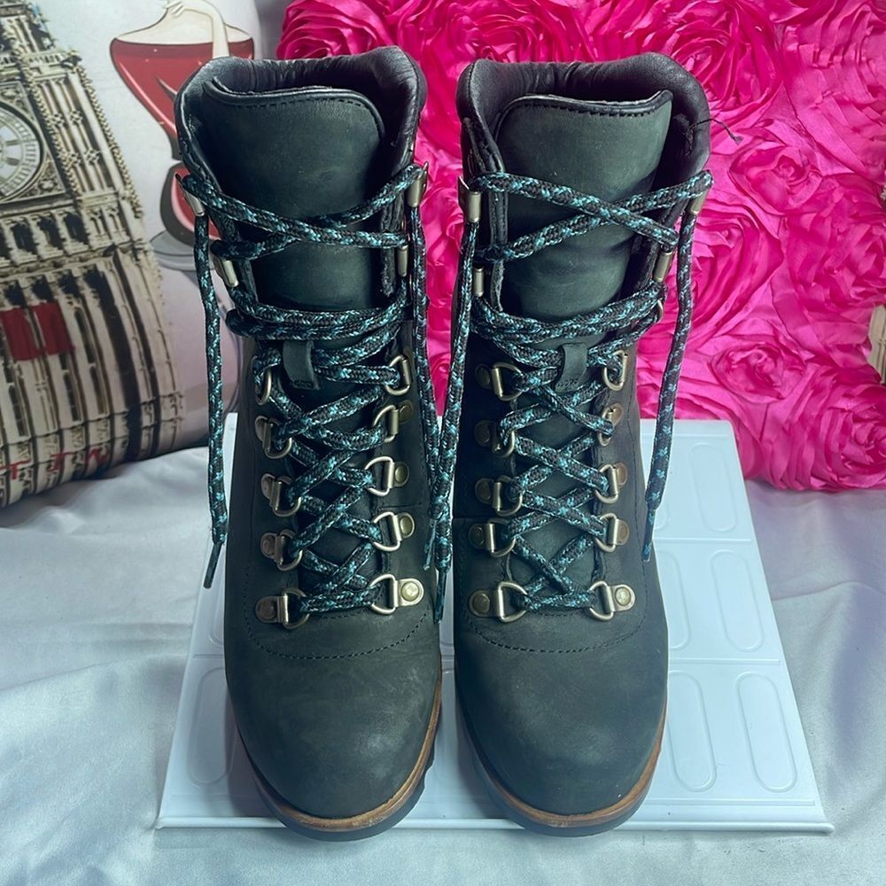 Sorel Conquest Waterproof Wedge BootsWomen's Leather Olive-Dark Grey Size 6 - Picture 5 of 15